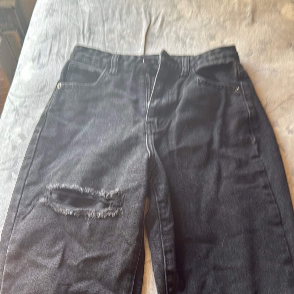 Black Distressed Jeans